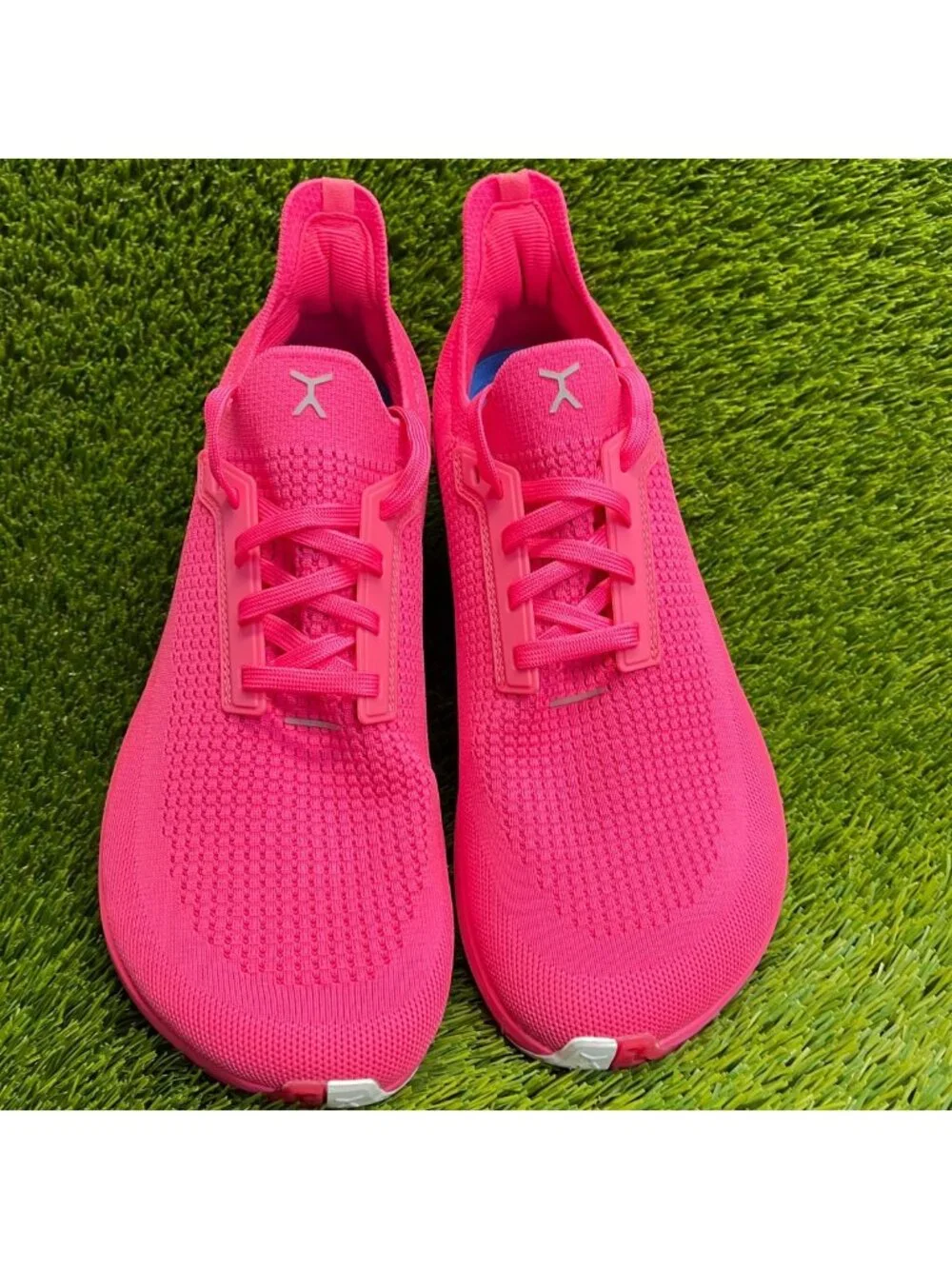 Flux Adapt Runner Neon Pink Mens Size 10.5 Athletic Walking Knit Shoes Sneakers
